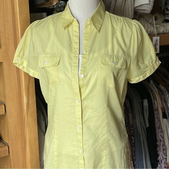 ⭐️BOGO FREE⭐️ THE LIMITED Lemon Button-up Short Sleeve Blouse - Picture 2 of 5